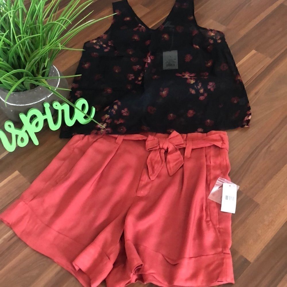 Simply Styled belted paper bag short in coral color